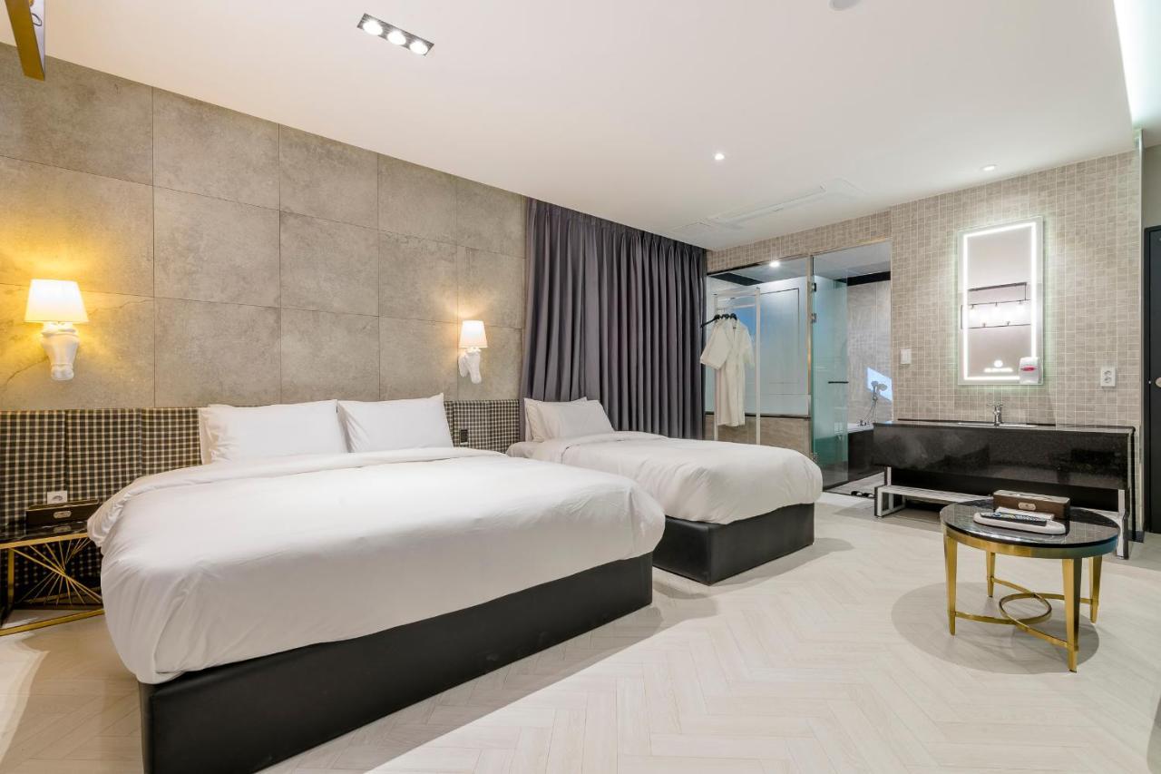 Air Sky Hotel Пусан Екстер'єр фото
