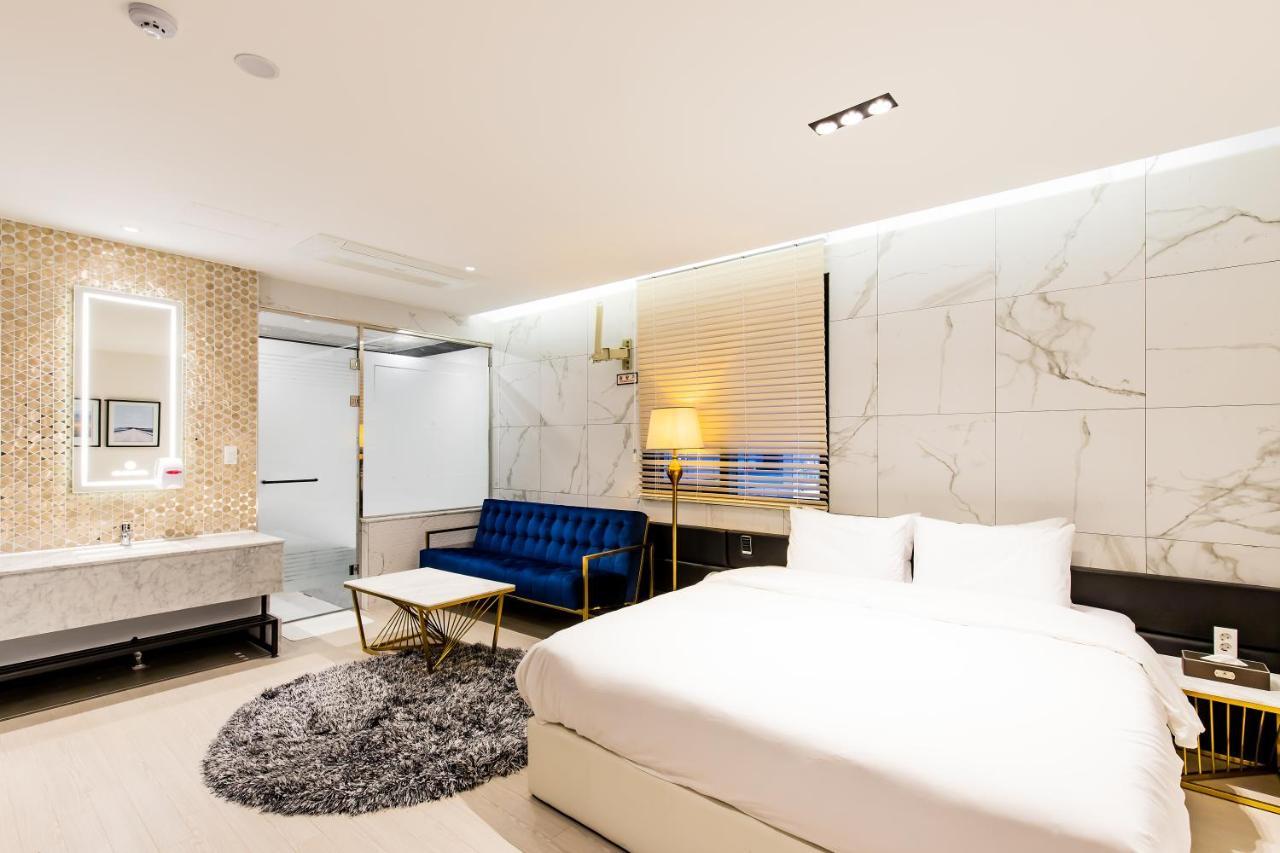 Air Sky Hotel Пусан Екстер'єр фото